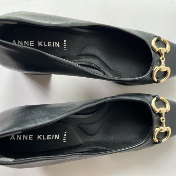 New Size 9 Anne Klein Horsebit Heel Larkin Pump Classic Leather Gold - Picture 3 of 11